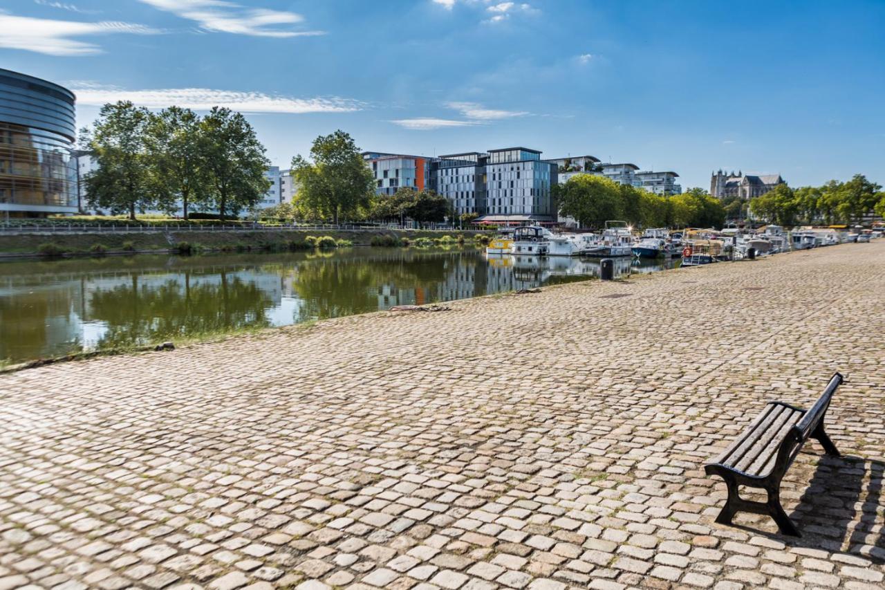 L'Idylle : T2 De Standing Avec Parking - Gare/Cite Des Congres/Lieu Unique Apartment Нант Екстериор снимка